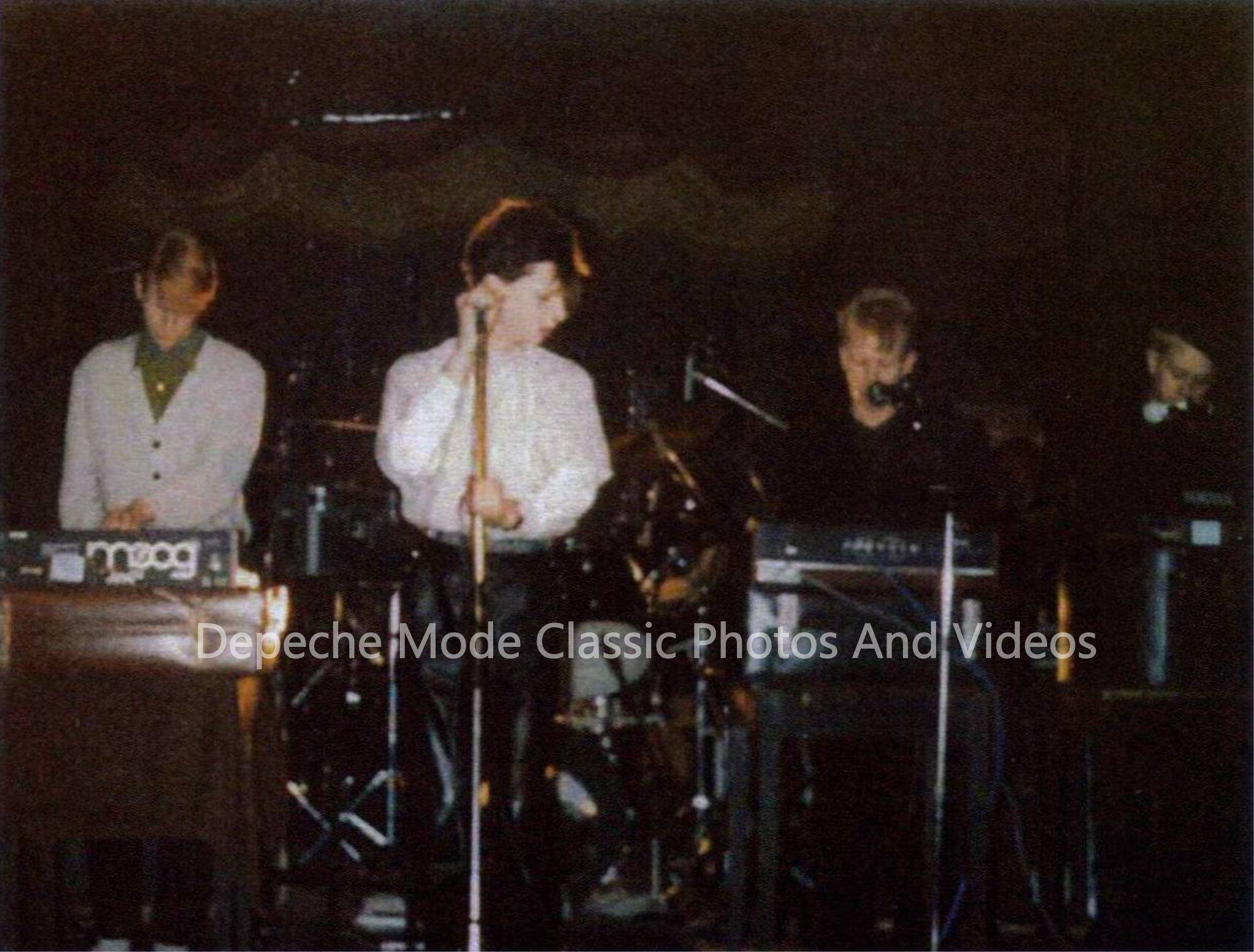DepecheMode1981-02-16CabaretFuturaLondonUK (1).jpg